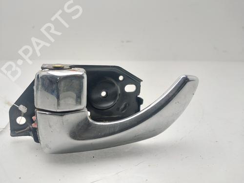 Venstre bagtil invendig håndtag HYUNDAI TERRACAN (HP) 2.9 CRDi 4WD (150 hp) 32071529