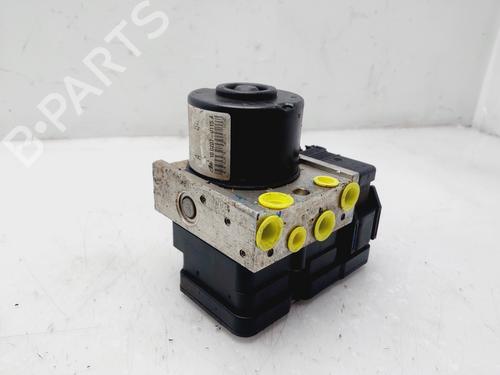 Used ABS pump FORD FIESTA V (JH_, JD_) 1.4 TDCi (68 hp) 26040049