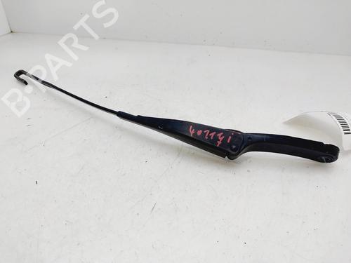 Used Front windshield wiper arm BMW 5 (E34) 525 i 24V (192 hp) 30942517