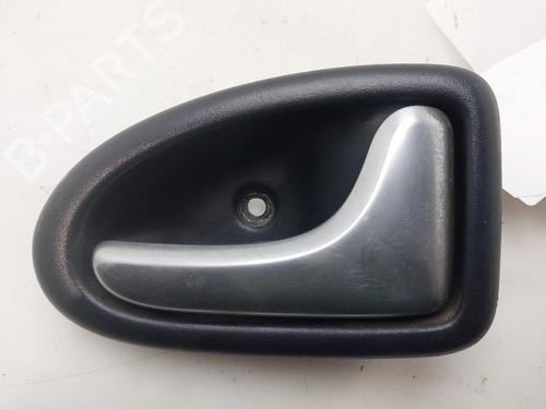 Used Front right interior door handle Front right interior door handle RENAULT MEGANE I Classic (LA0/1_) 1.6 16V (LA00, LA04, LA0B, LA11, LA16, LA19, LA1J, LA1K,... (107 hp) 33425612 33425612