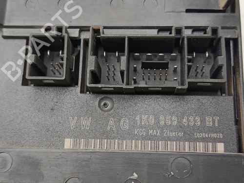 Electronic module VW GOLF V (1K1)  | BP29588221M83 