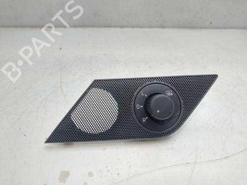 Mando retrovisor SKODA FABIA II (542) 1.6 TDI (90 hp) 5JB959565 |