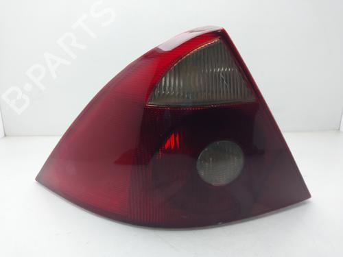left-taillight-ford-mondeo-iii-b5y-2000-2001-2002-2003-2004-2005-2006-2007-34122403 main image