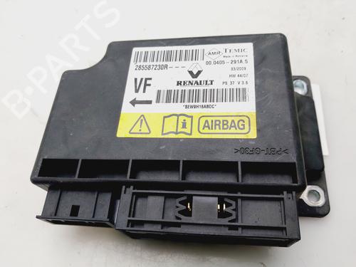 Airbag styreenhed RENAULT MEGANE III Hatchback (BZ0/1_, B3_) 1.5 dCi (86 hp) 30043524