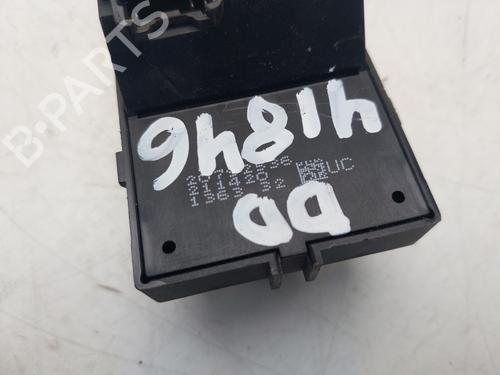 Right front window switch CHEVROLET ORLANDO (J309) 2.0 D | BP38674458I26 - Image 3