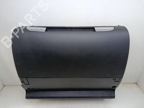 Used Glove box Glove box 38619471 38619471