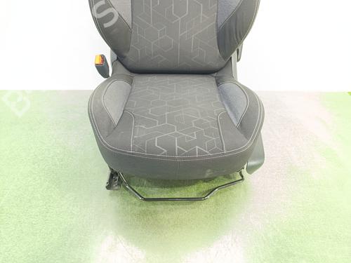 Left front seat PEUGEOT 2008 I (CU_)  | BP36938710C15  - Image 6