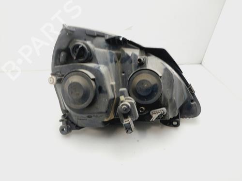 Faro izquierdo RENAULT CLIO II (BB_, CB_) 1.2 16V (BB05, BB0W, BB11, BB27, BB2T, BB2U, BB2V, CB05,... | BP28138841C28 