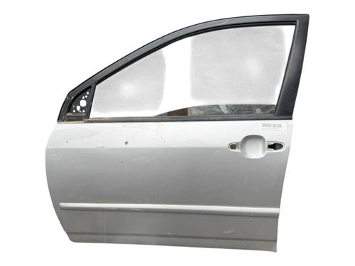 Used Left front door TOYOTA COROLLA (_E12_) 1.6 VVT-i (ZZE121_, ZZE121R) (110 hp) 31093696