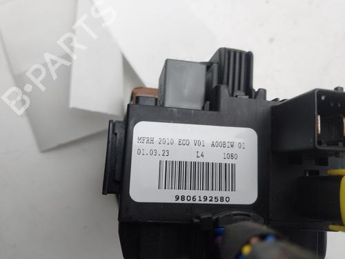 Fuse box CITROËN C4 III (BA_, BB_, BC_) | BP30353555E1