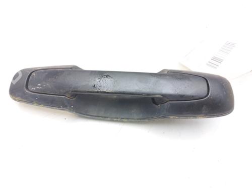 Used Front left exterior door handle SUZUKI GRAND VITARA I (FT, HT) 2.0 HDI 110 16V 4x4 (SQ420D, TD83V) (109 hp) 12423039