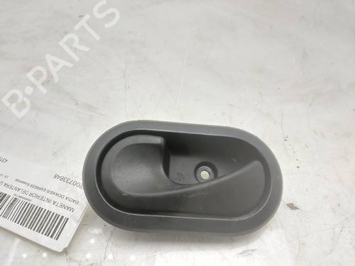 Used Front left interior door handle Front left interior door handle 39526647 39526647