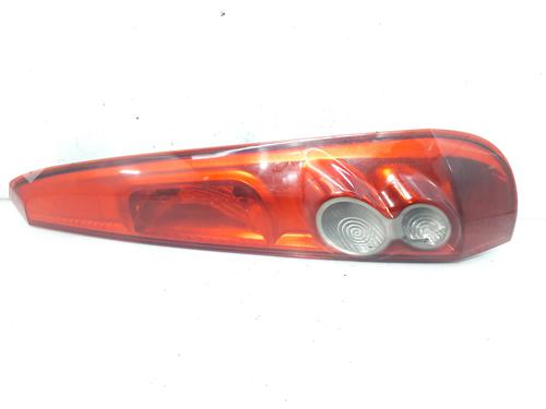 Used Right taillight FORD FIESTA V (JH_, JD_) 1.4 TDCi (68 hp) 8500873