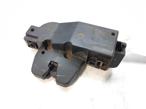 Used Tailgate lock PEUGEOT 307 Break (3E) 2.0 HDI 90 (90 hp) 8373690