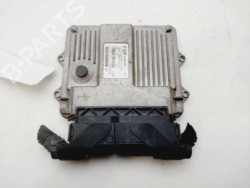 Used Engine control unit (ECU) Engine control unit (ECU) OPEL CORSA C (X01) 1.3 CDTI (F08, F68) (70 hp) 32857729 32857729