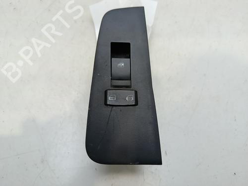 Used Right front window switch CHEVROLET EPICA (KL1_) [2004-2011]  31636537