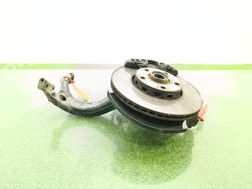 Venstre Styrespindel Lejehus VW PASSAT B5.5 (3B3) [2000-2005]  30601638