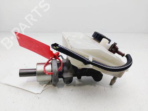 Used Brake master cylinder PEUGEOT 206 Hatchback (2A/C) [1998-2012]  30700672