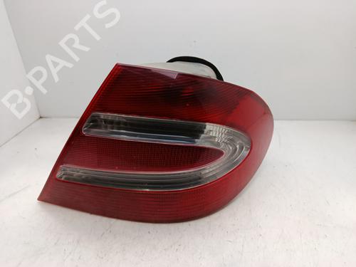 Used Right taillight MERCEDES-BENZ CLK (C209) CLK 270 CDI (209.316) (170 hp) 31979010