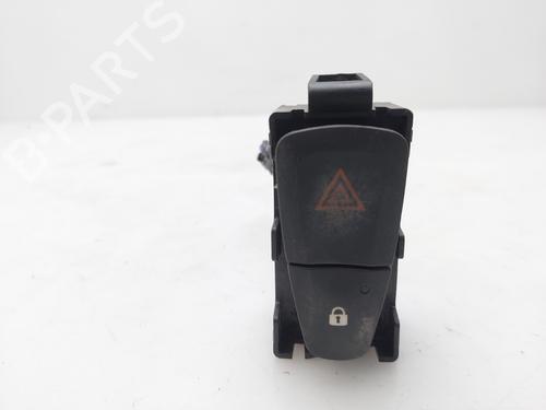 Used Warning switch RENAULT MEGANE III Hatchback (BZ0/1_, B3_) 1.5 dCi (BZ1G, BZ1W, BZ0R) (95 hp) 17721420