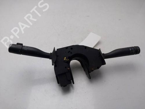 Commandes au volant Commandes au volant 38648346 38648346