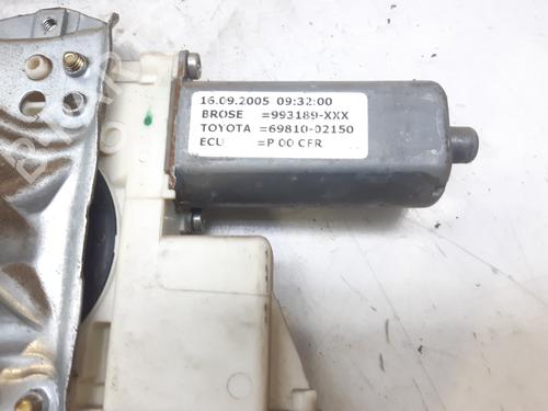 Rudehejsemekanisme Højre foran TOYOTA COROLLA Saloon (_E12_) 2.0 D-4D (CDE120_, CDE120R) | BP8176322C23 