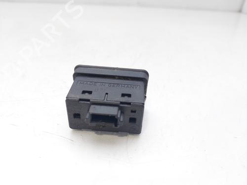 Right rear window switch BMW 5 (E39) 530 d | BP13819936I28 