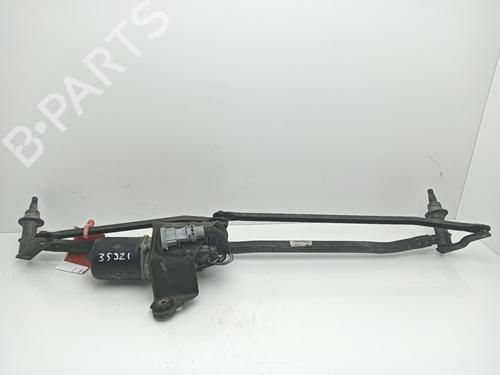 Used Front wiper motor IVECO DAILY III Van 29 L 12 V (ALKA41A2, ALLA52A2, ALKA42A2) (116 hp) 21762308