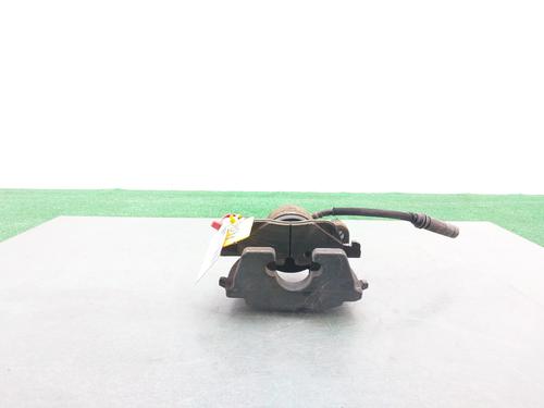 Right front brake caliper LAND ROVER DISCOVERY SPORT (L550) 2.0 D 4x4 | BP18132244M104