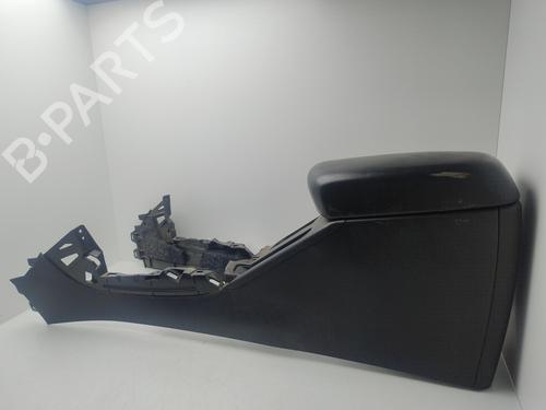 Armrest / Center console TOYOTA RAV 4 III (_A3_) | BP30628334I20