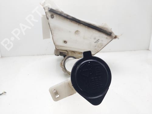 Used Windscreen washer tank TOYOTA LAND CRUISER PRADO (_J15_) 3.0 D-4D (KDJ150_, KDJ150, KDJ155) (173 hp) 18031472