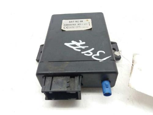 Used Electronic module FIAT GRANDE PUNTO (199_) 1.3 D Multijet (199.AXD11, 199.AXD1A, 199.AXD1B,... (90 hp) 2881922