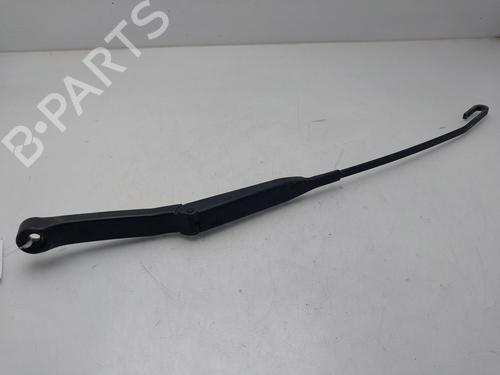 Used Front windshield wiper arm Front windshield wiper arm AUDI 100 C4 Saloon (4A2) 2.5 TDI (115 hp) 34138623 34138623