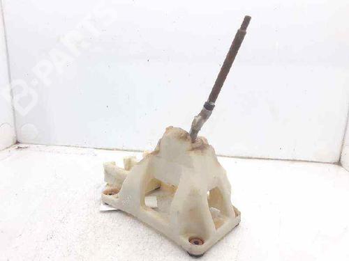 Used Manual gearbox selector Manual gearbox selector HYUNDAI ix35 (LM, EL, ELH) 1.7 CRDi (116 hp) 7421849 7421849