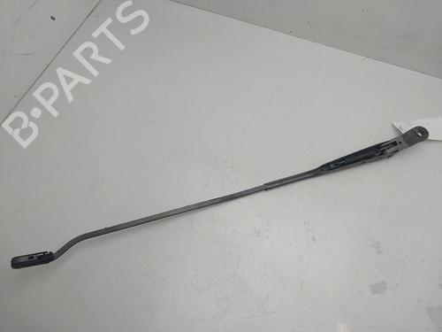Used Front windshield wiper arm Front windshield wiper arm 38951726 38951726
