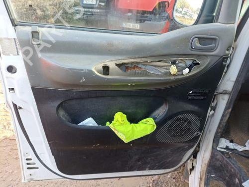 Left tailgate light HYUNDAI H-1 / STAREX Bus (A1) 2.5 CRDi | BP34222578C79  - Image 6