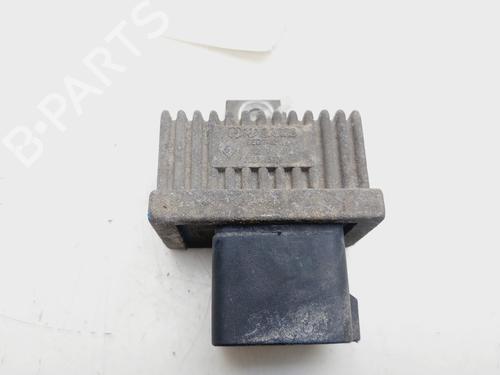 Used Electronic module RENAULT CLIO III (BR0/1, CR0/1) 1.5 dCi (BR17, CR17) (86 hp) 27624654