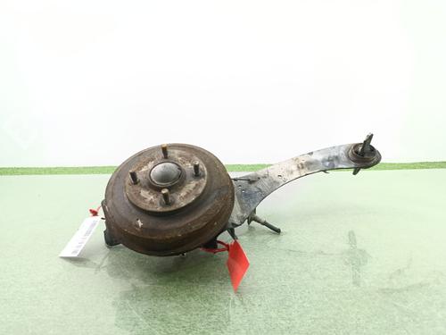Venstre hjullejehus spindel FORD FOCUS I (DAW, DBW) 1.6 16V (100 hp) 30748992