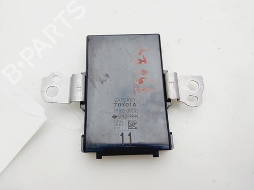 Used Electronic module LEXUS IS III (_E3_) 300h (AVE30_, AVE30R) (223 hp) 30657754
