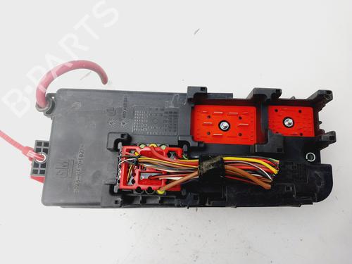 Fuse box OPEL VECTRA C (Z02) 1.8 16V | BP28208308E1 