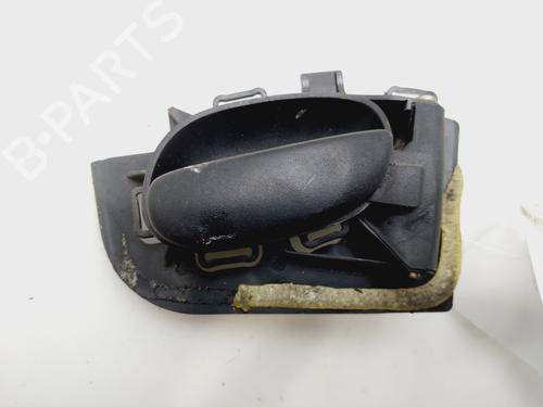 Højre fortil invendig håndtag PEUGEOT 206 Hatchback (2A/C) [1998-2012]  30314756