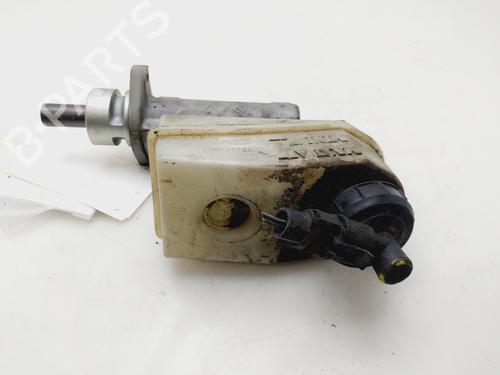 Used Brake master cylinder RENAULT SCÉNIC I MPV (JA0/1_, FA0_) 1.4 16V (JA0D, JA1H, Ja0W, JA10) (95 hp) 24532790