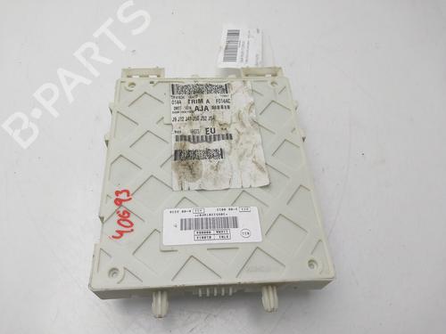 Caixa de fusíveis FORD FOCUS III [2010-2020]  31670442