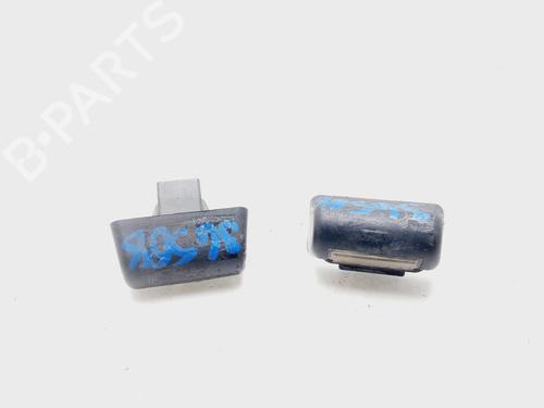 Used Licence plate light FORD TRANSIT CONNECT (P65_, P70_, P80_) 1.8 TDCi (90 hp) 22309892