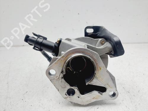 Used Vacuum pump RENAULT GRAND SCÉNIC II (JM0/1_) 1.5 dCi (JM1E) (106 hp) 30160215