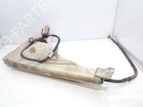 Used Windscreen washer tank VW TOUAREG (7LA, 7L6, 7L7) 5.0 V10 TDI (313 hp) 10955388