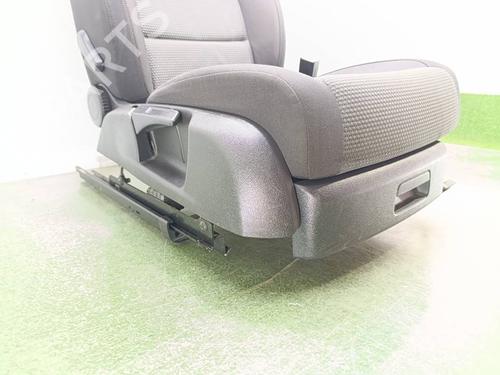Right front seat VW GOLF VI (5K1) | BP40069088C16 - Image 6