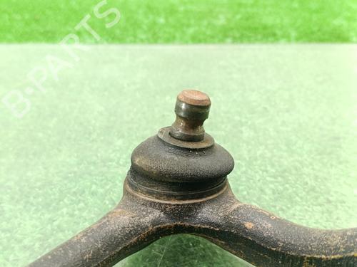 Right front suspension arm KIA SORENTO I (JC)  | BP29392619M13 