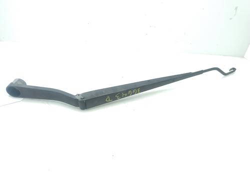 Used Front windshield wiper arm KIA SORENTO I (JC) [2002-2011]  24812257