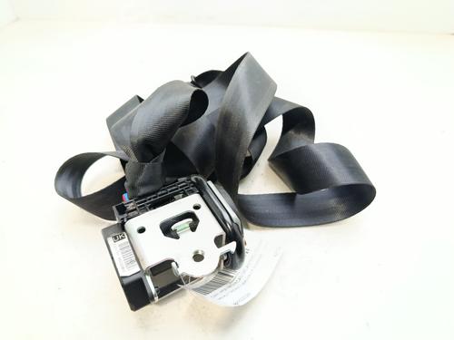 front-left-seatbelt-renault-megane-iii-hatchback-bz01_-b3_-2008-36857157 main image